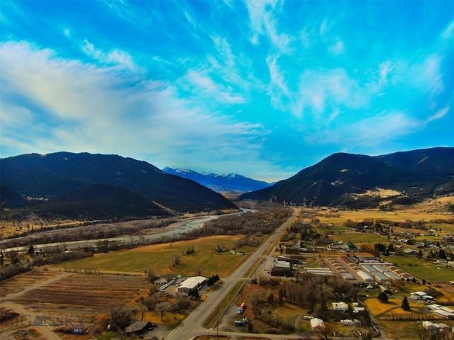 2221 Willow Drive 139C, Livingston, MT 59047