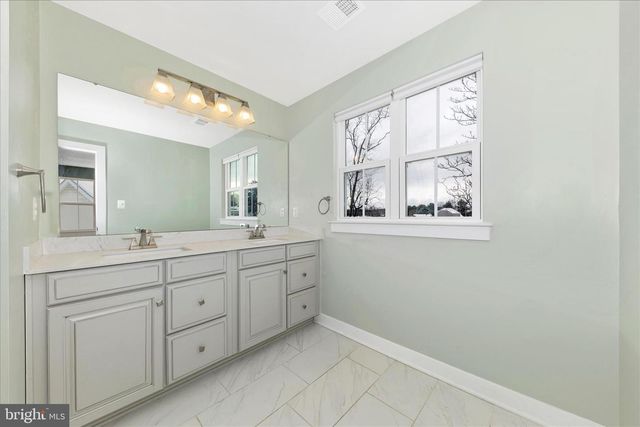 3711 BOYINGTON DR, Jefferson, MD 21755