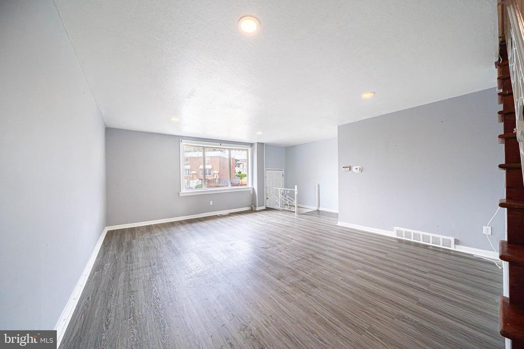 2839 TREMONT ST, PHILADELPHIA, PA 19136 — photo 2