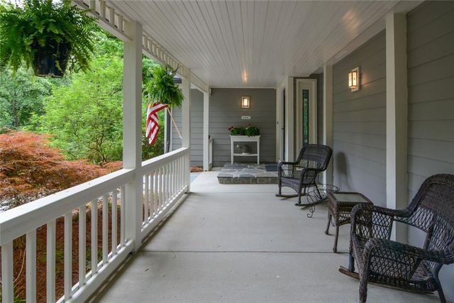 6090 Weatherly Drive NW, Sandy Springs, GA 30328