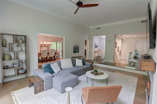 6090 Weatherly Drive NW, Sandy Springs, GA 30328