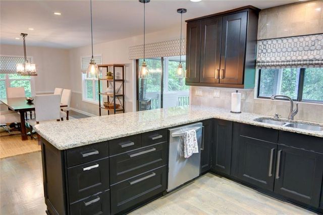 6090 Weatherly Drive NW, Sandy Springs, GA 30328
