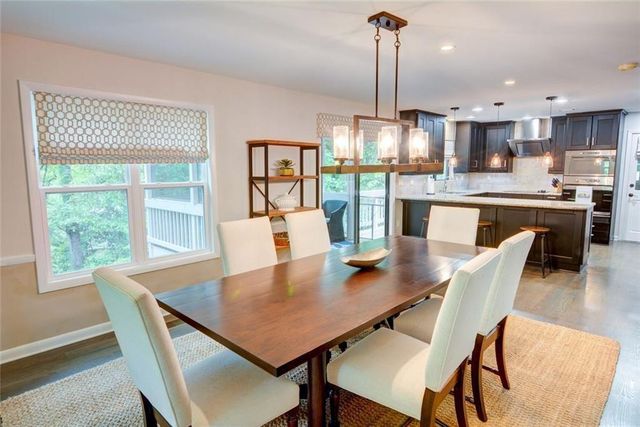 6090 Weatherly Drive NW, Sandy Springs, GA 30328