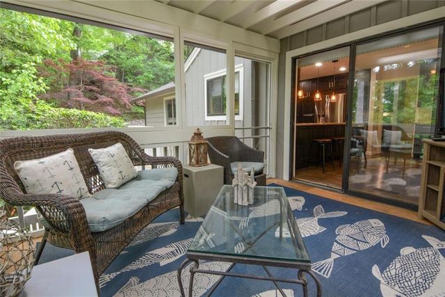 6090 Weatherly Drive NW, Sandy Springs, GA 30328