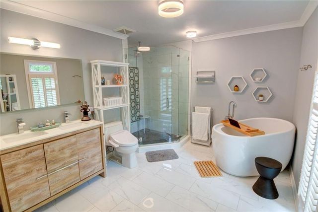 6090 Weatherly Drive NW, Sandy Springs, GA 30328