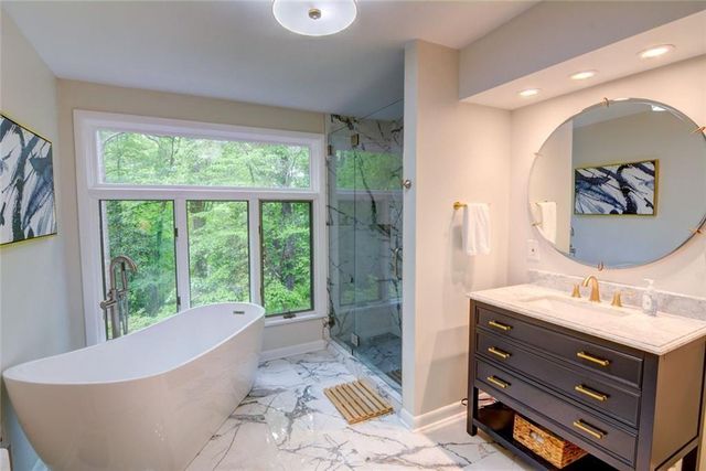6090 Weatherly Drive NW, Sandy Springs, GA 30328
