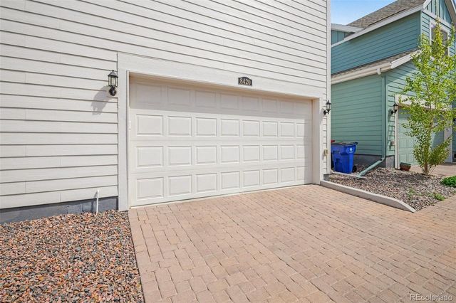 8420 Bijou Creek Avenue, Littleton, CO 80125