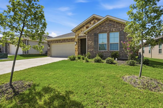 8200 Korat Vista, Godley, TX 76044