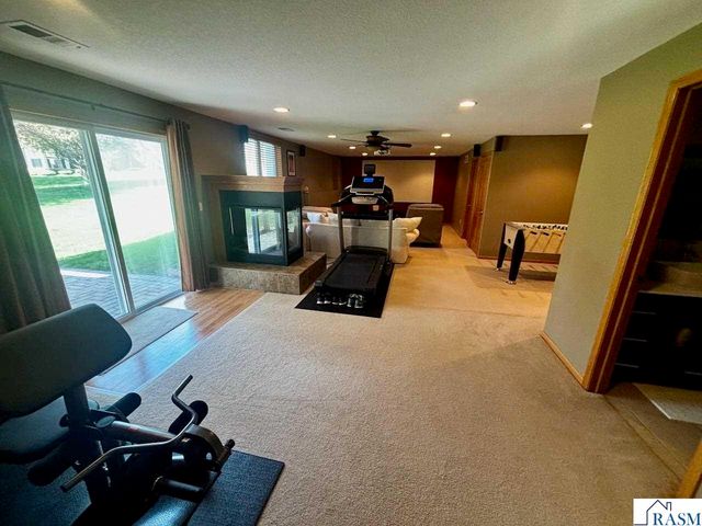 1924 Rock Ridge Lane, St. Peter, MN 56082