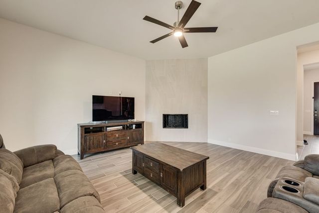 3034 Kenna Court, Midlothian, TX 76065