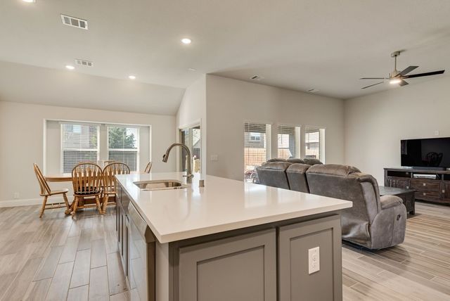 3034 Kenna Court, Midlothian, TX 76065