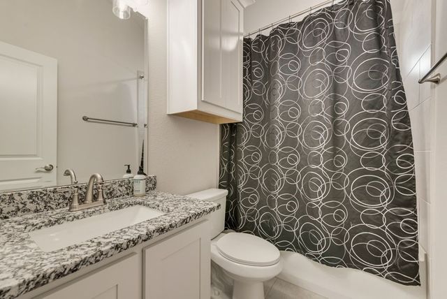 3034 Kenna Court, Midlothian, TX 76065