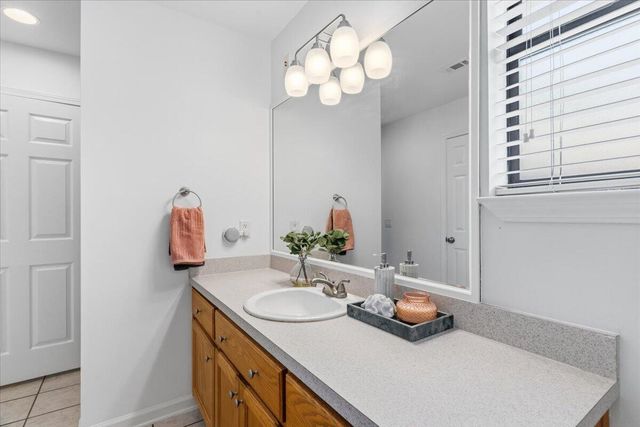 2232 Lemure Drive, Navarre, FL 32566