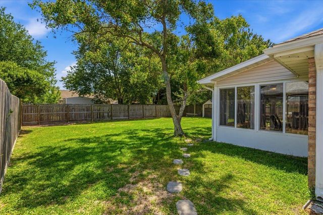 2232 Lemure Drive, Navarre, FL 32566