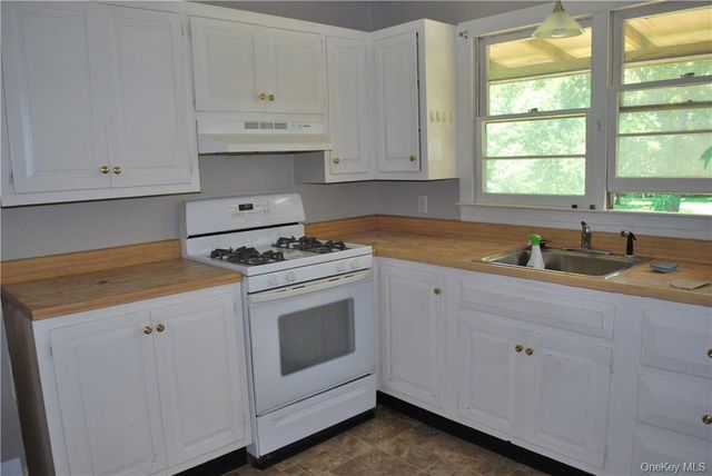 249 B Pine Island Turnpike, Warwick, NY 10990