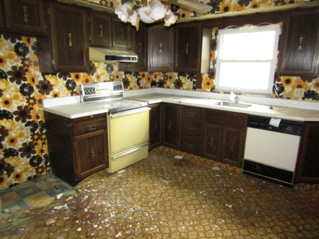 3470 Frye Ave, Finleyville, PA 15332