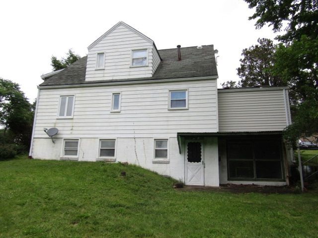 3470 Frye Ave, Finleyville, PA 15332