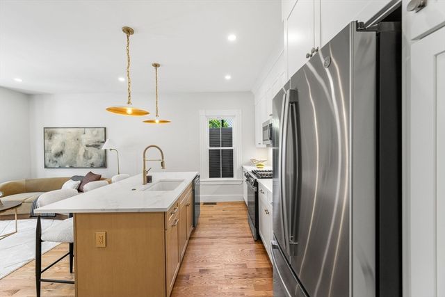 14 Harbor View Street 1, Boston, MA 02125