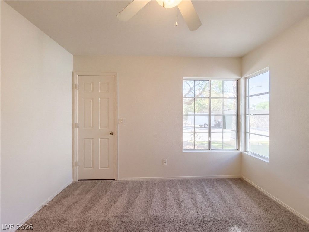 6916 Troubador Drive, Las Vegas, NV 89119 — photo 4
