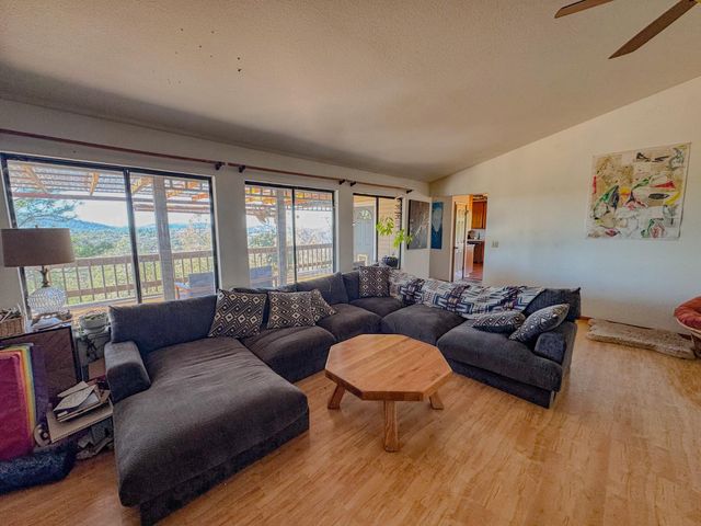 12941 Wild Rose Ct, Penn Valley, CA 95946