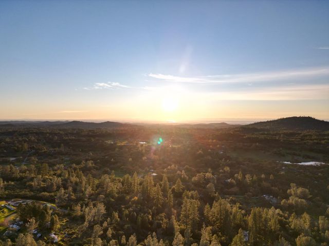 12941 Wild Rose Ct, Penn Valley, CA 95946