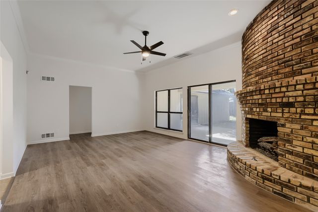 5812 Winding Woods Trail, Dallas, TX 75227