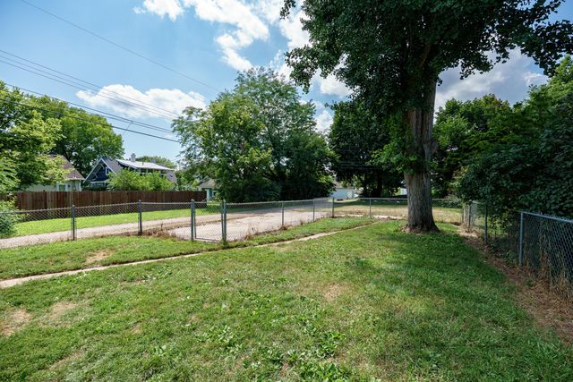 1121 Elm Street, Springfield, OH 45503