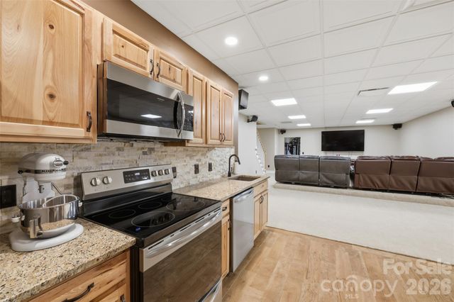 3638 Hogan Court NE, Conover, NC 28613