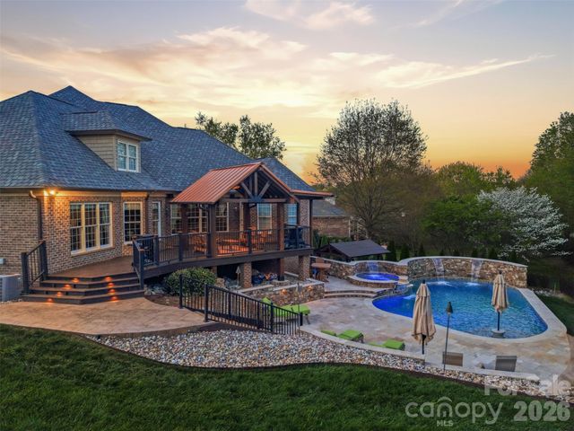 3638 Hogan Court NE, Conover, NC 28613