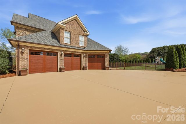 3638 Hogan Court NE, Conover, NC 28613