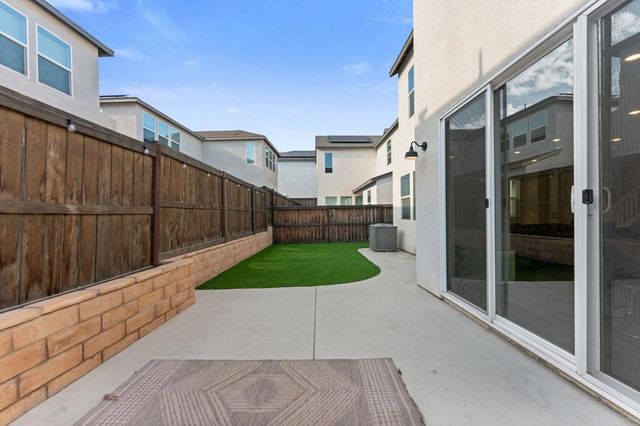 1775 Whitmore Loop, Chula Vista, CA 91913