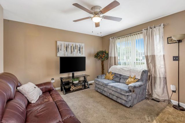 590 Kristine Lane, Franklin, OH 45005