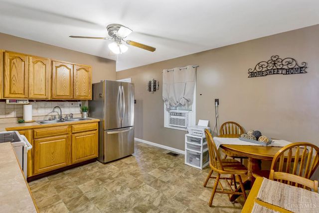 590 Kristine Lane, Franklin, OH 45005