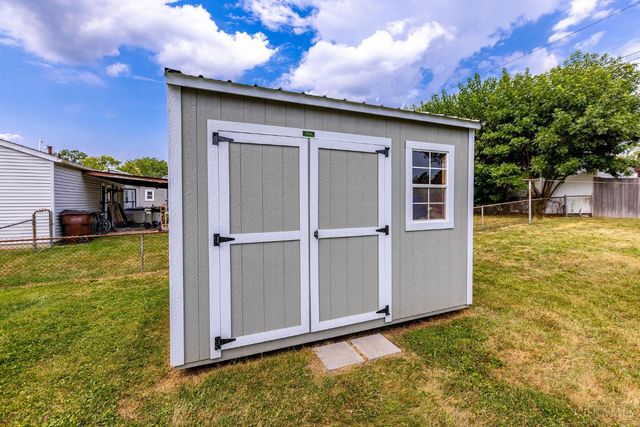 590 Kristine Lane, Franklin, OH 45005