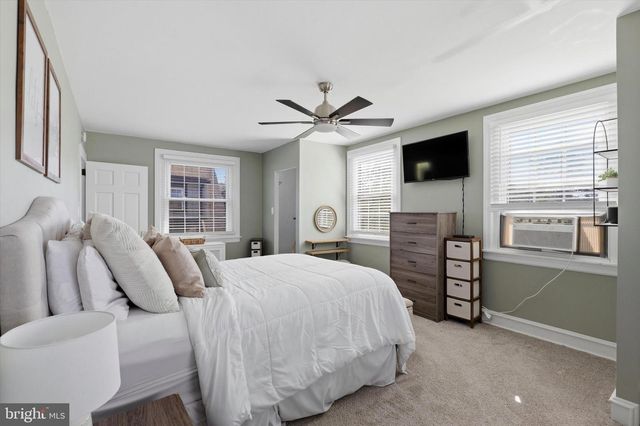 1637 LOCUST ST, Norristown, PA 19401