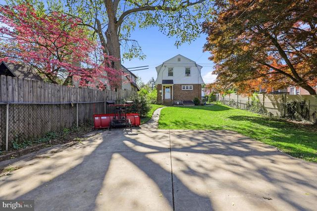 1637 LOCUST ST, Norristown, PA 19401