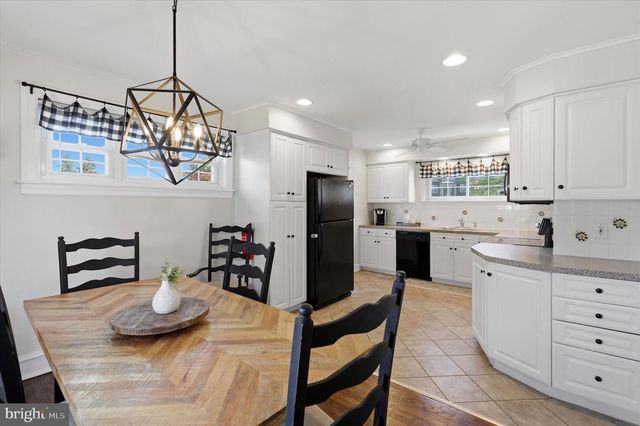 1637 LOCUST ST, Norristown, PA 19401