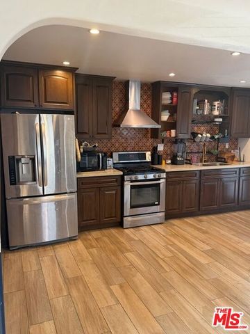 8764 Zamora Avenue, Los Angeles, CA 90002