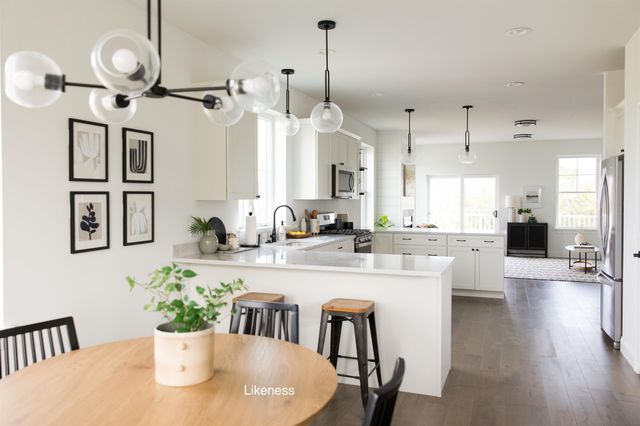 185 Aurora Road, South Burlington, VT 05403