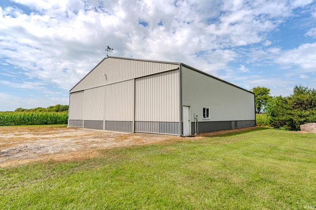 4800 S US 41, Boswell, IN 47921