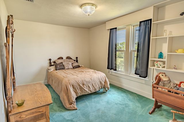 4800 S US 41, Boswell, IN 47921