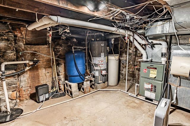 4800 S US 41, Boswell, IN 47921