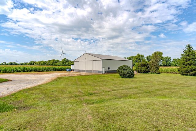4800 S US 41, Boswell, IN 47921
