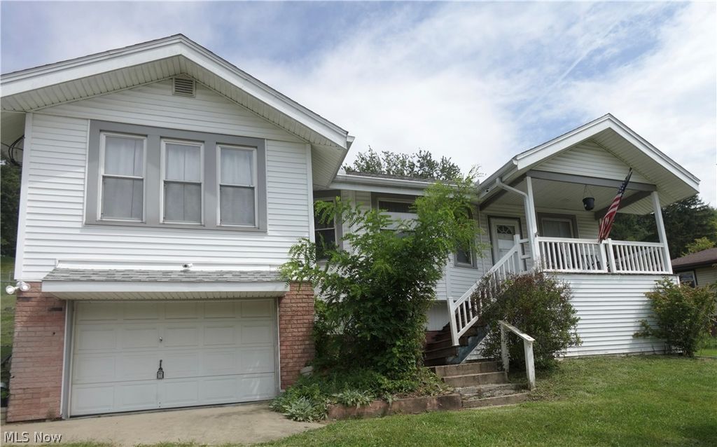 69395 Sunset Hgts, Bridgeport, OH 43912