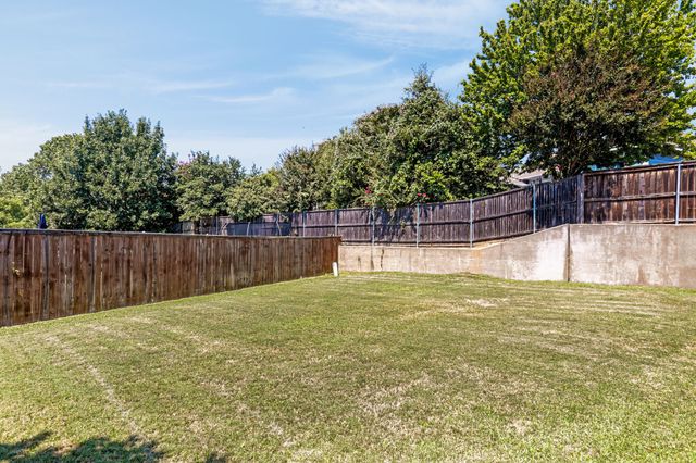 6045 Turtle Creek Court, North Richland Hills, TX 76180