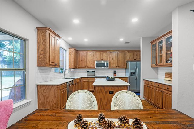 6045 Turtle Creek Court, North Richland Hills, TX 76180