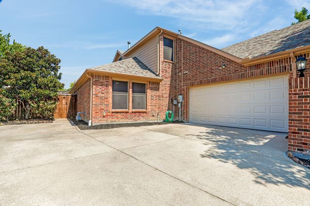6045 Turtle Creek Court, North Richland Hills, TX 76180