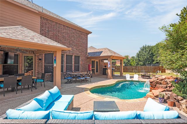 6045 Turtle Creek Court, North Richland Hills, TX 76180
