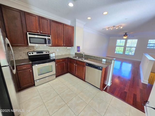 9823 TAPESTRY PARK Circle, 507, Jacksonville, FL 32246
