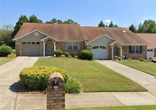 272 Olde Oaks Lane, Riverdale, GA 30274